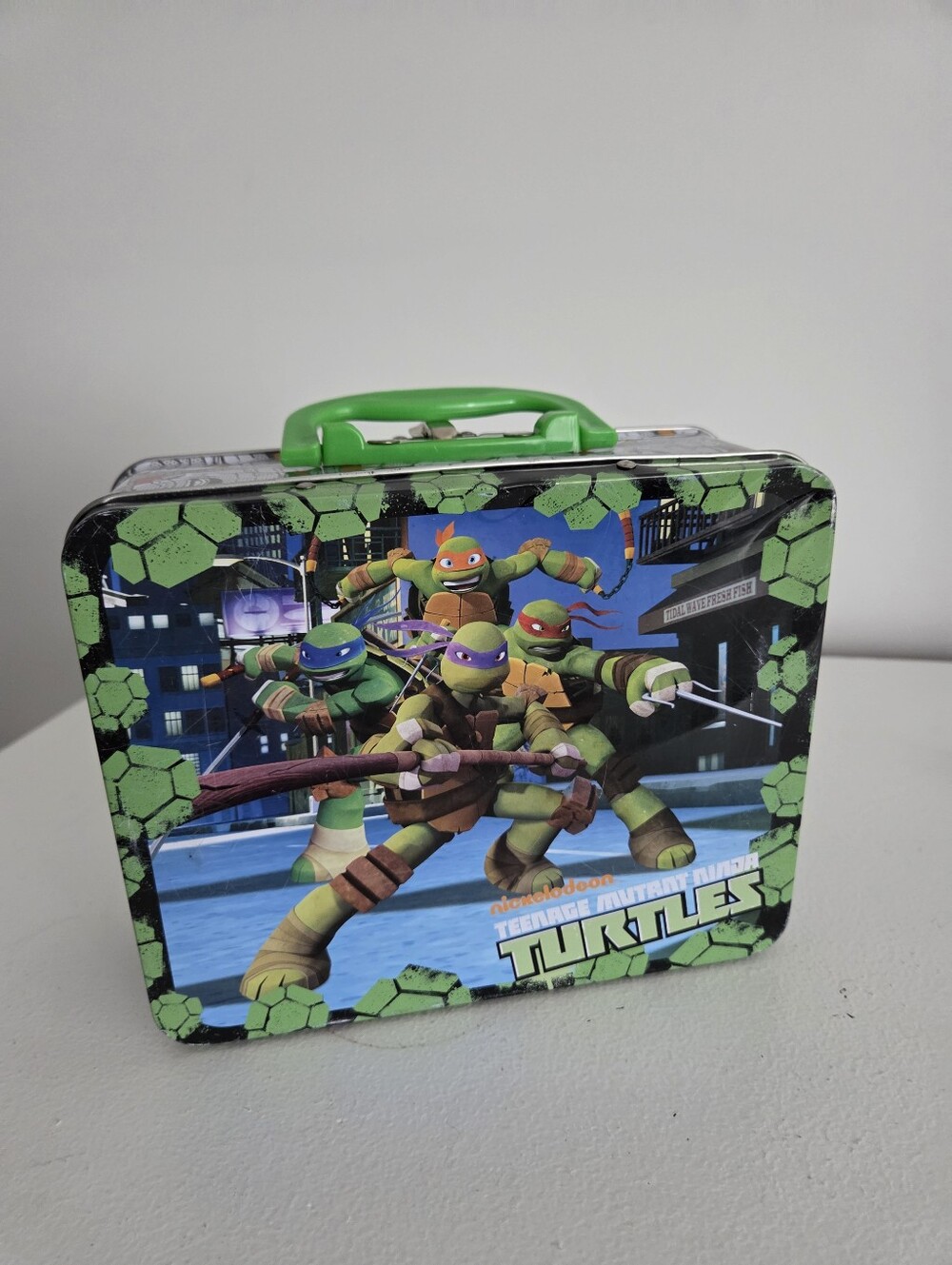 Nickelodeon Teenage Mutant Ninja Turtles Green Metal Lunchbox